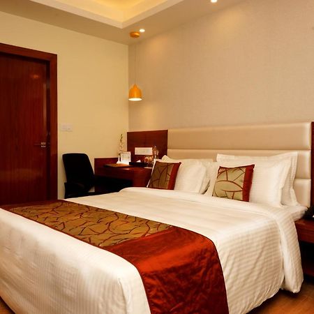 Amalfi Grand Hotel Patna  Værelse billede