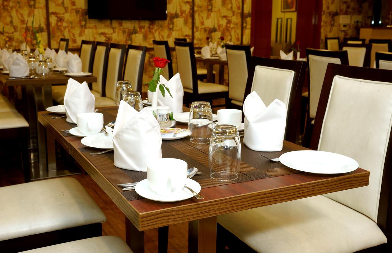 Amalfi Grand Hotel Patna  Værelse billede